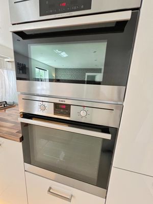 Ovens- click for photo gallery
